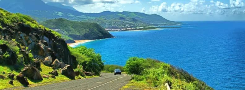 en voiture sur île de Saint-Kitts