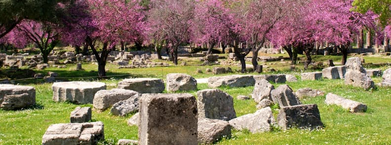 Meilleures excursions d'une journée d'Athènes: l'ancienne Olympie et le canal de Corinthe