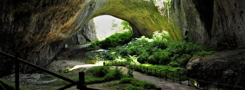 grotte devetashka bulgarie