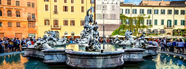 place navone dans le centre historique de Rome