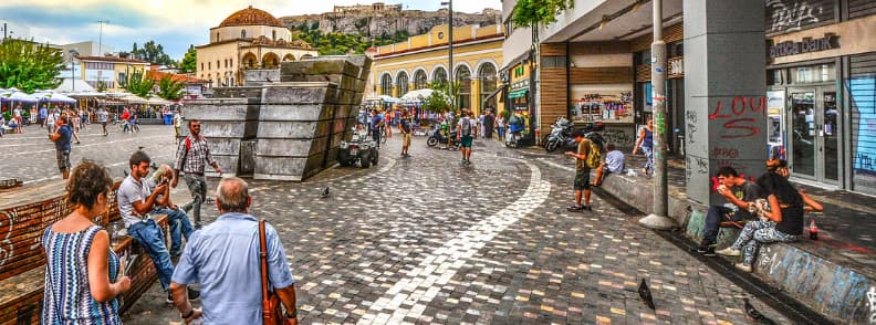 A faire dans le quartier Monastiraki d'Athènes: Explorez la place Monastiraki & les rues bondées. Découvrez des vestiges romains & grecs et bien plus encore!