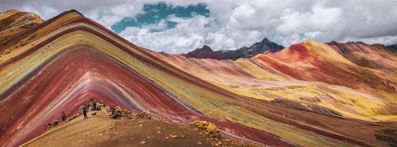 visite montagne arc-en-ciel à faire au pérou