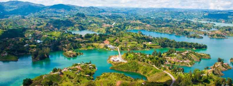 guatape medellin destination de travail à distance colombie