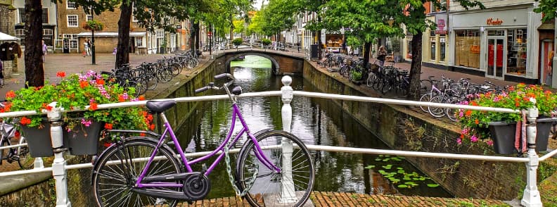 amsterdam unul dintre cele mai frumoase orase din olanda