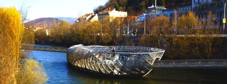 murinsel insula mur din graz austria