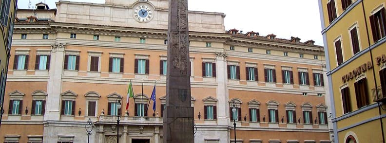 roma palatul montecitorio