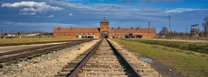 vizita auschwitz birkenau din cracovia