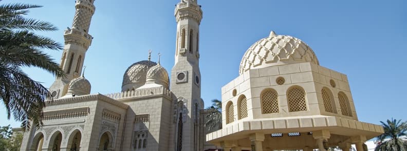 tururi in Dubai Moscheea Jumeirah