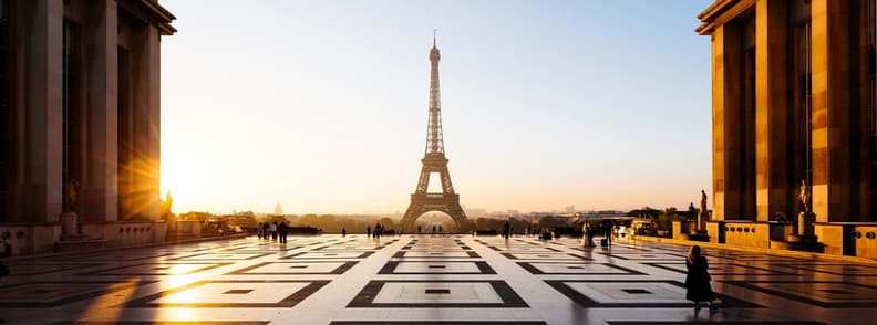 excursie de weekend la paris turnul eiffel trocadero