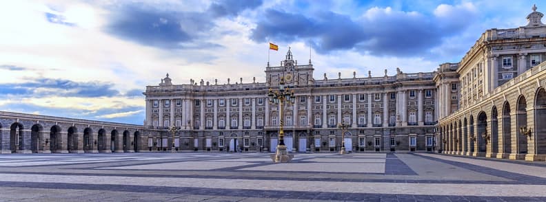 vizita la palatul regal din madrid palacio real