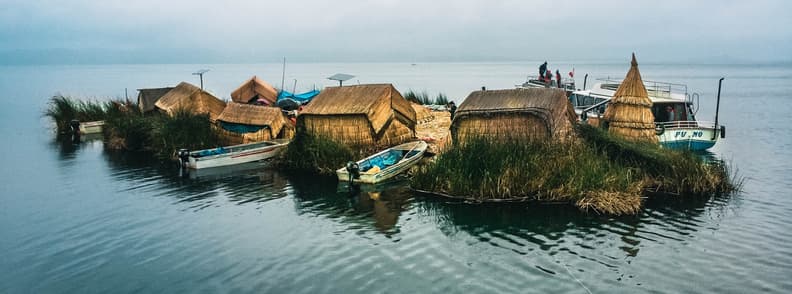 poti sa inoti in Lacul Titicaca