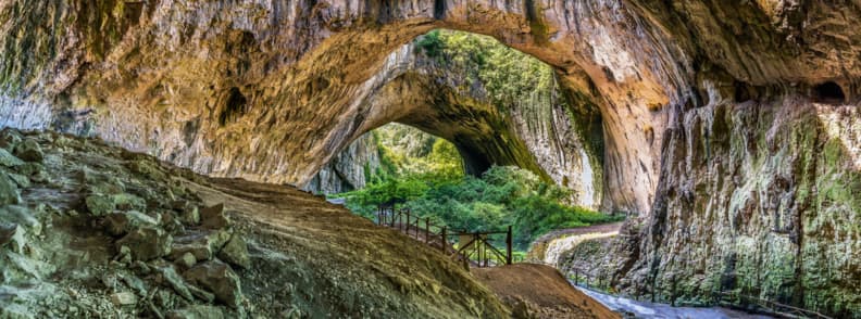 best caves in bulgaria pestera devetashka