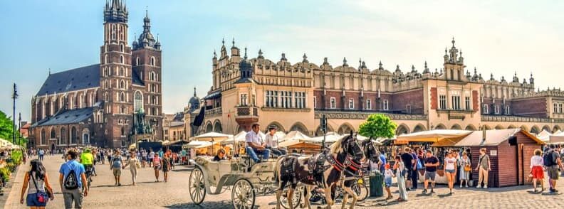 best things to do in krakow main square