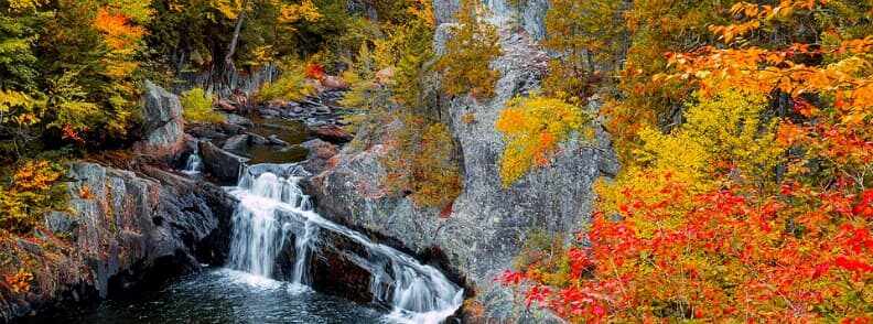 gulf hagas fall foliage in Maine