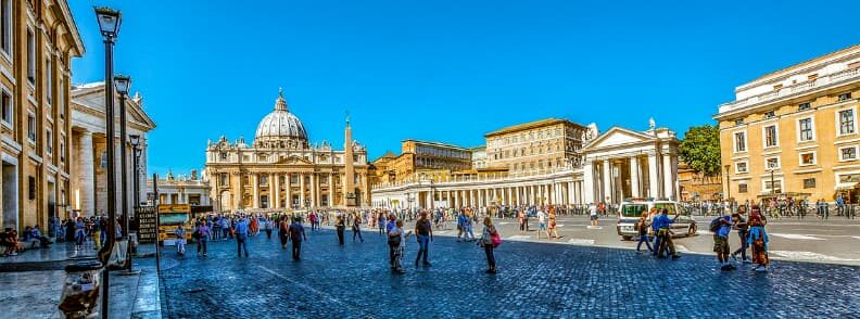 walking from vatican city to trastevere