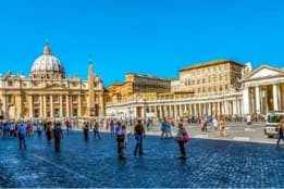 Walk from Vatican City to Trastevere