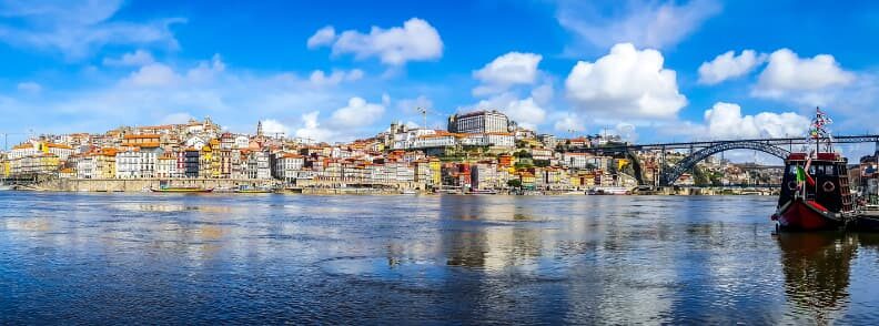 things to do in porto Cais da Ribeira