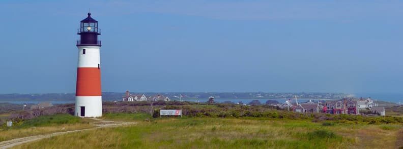 best things to do in nantucket visit lighthouse