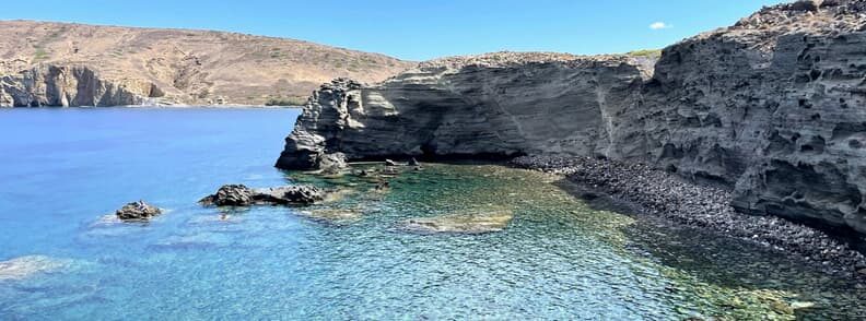 beaches in milos greece