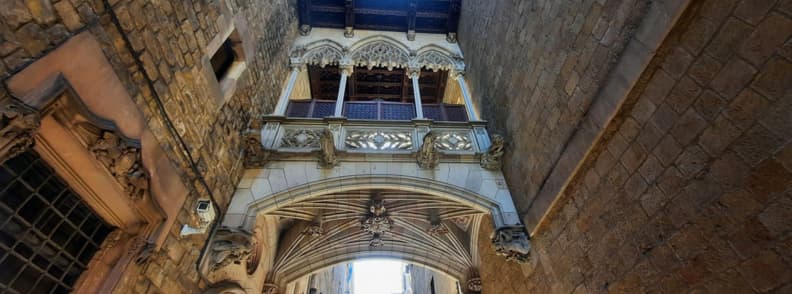 traveling to Barcelona Gothic Quarter traveling to Barcelona Gothic Quarter