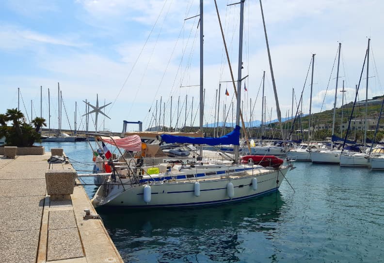 sailboat puzzle marina degli aregai