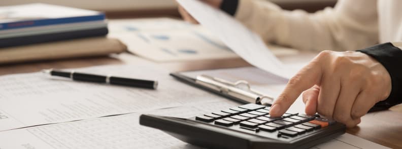 calculating travel insurance cost for short trip financial planning